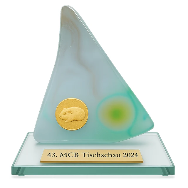 Trophäe, Pokal aus Glas